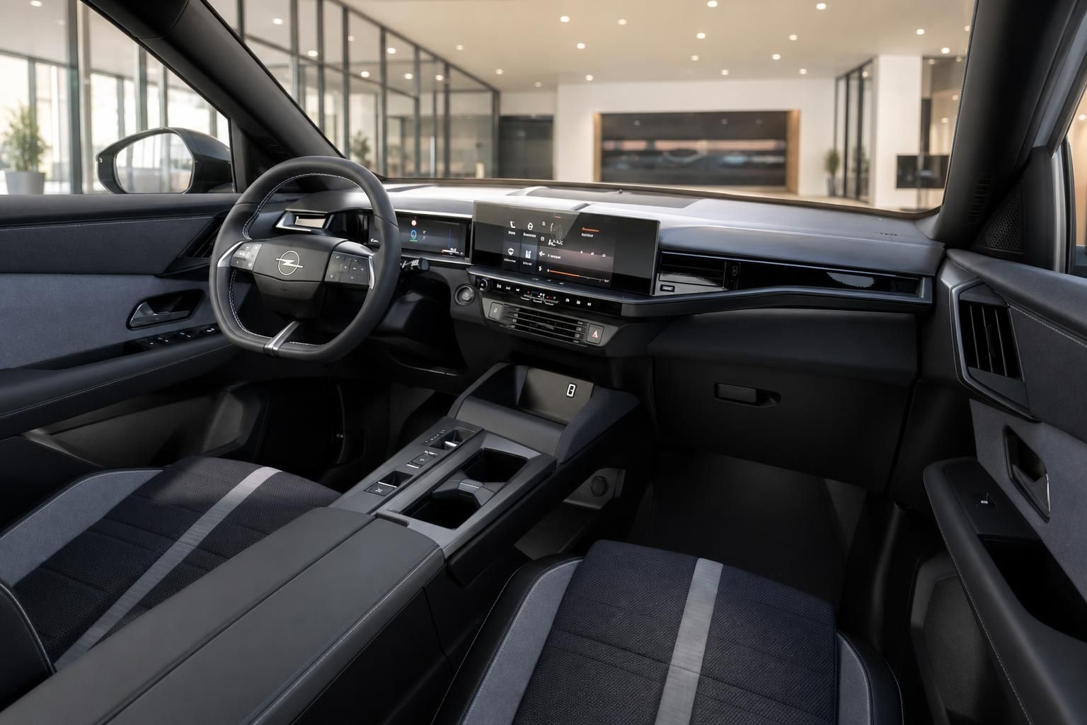 Opel Grandland Innenraum mit Cockpit und Lenkrad im Detail