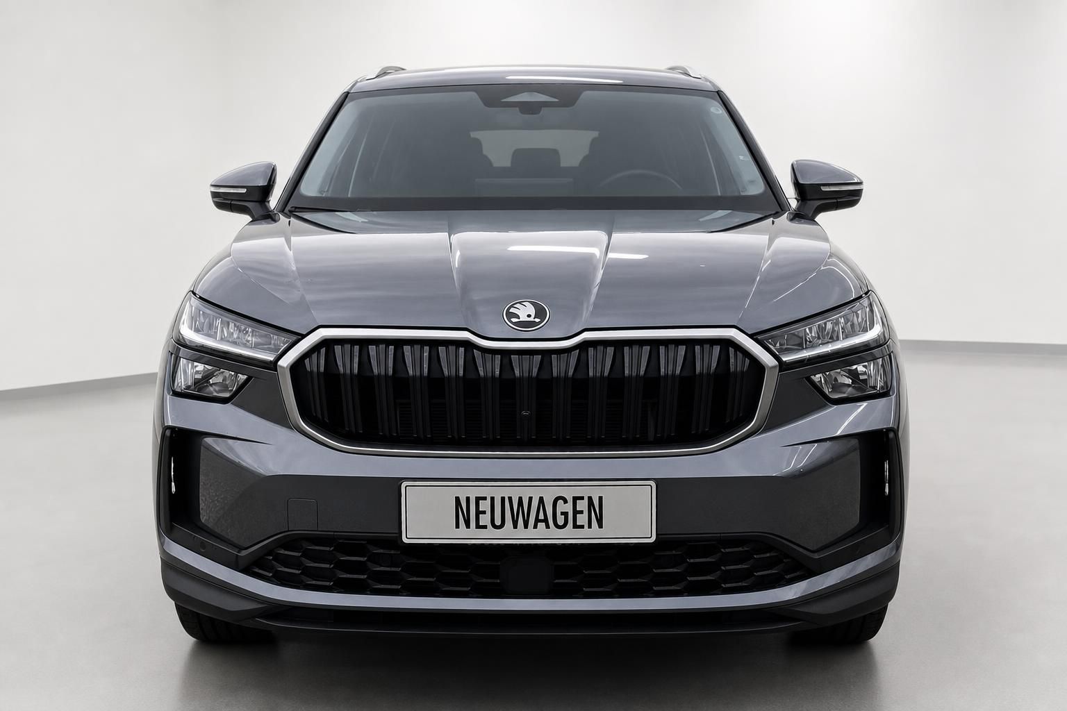 Škoda Kodiaq grau Frontansicht mit markantem Kühlergrill