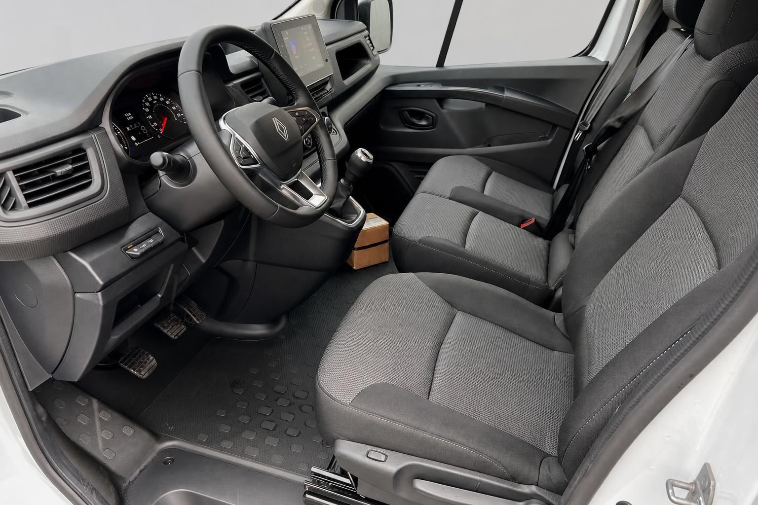Renault Trafic Fahrerplatz Innenausstattung - ergonomisches Cockpit mit digitaler Ausstattung
