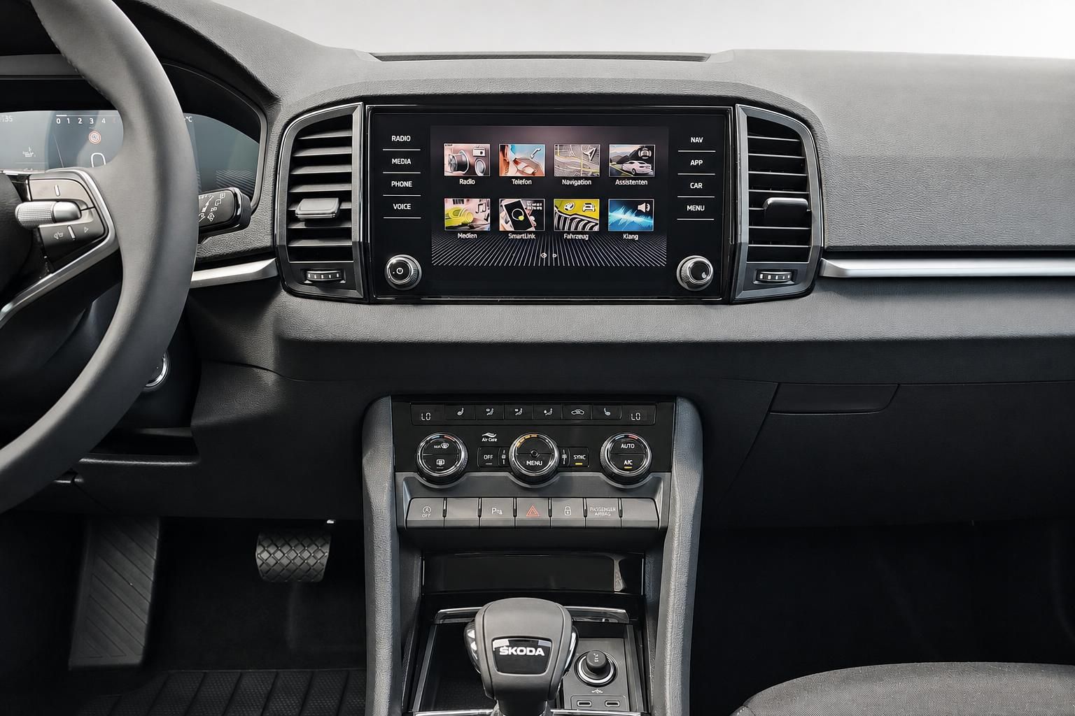 Skoda Mittelkonsole mit Infotainment-Touchscreen und Klimabedienung