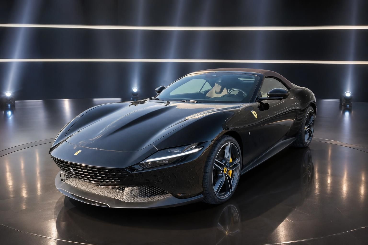 Schwarzer Ferrari Sportwagen Seitenansicht - dynamische Linienführung im modernen Ausstellungsraum