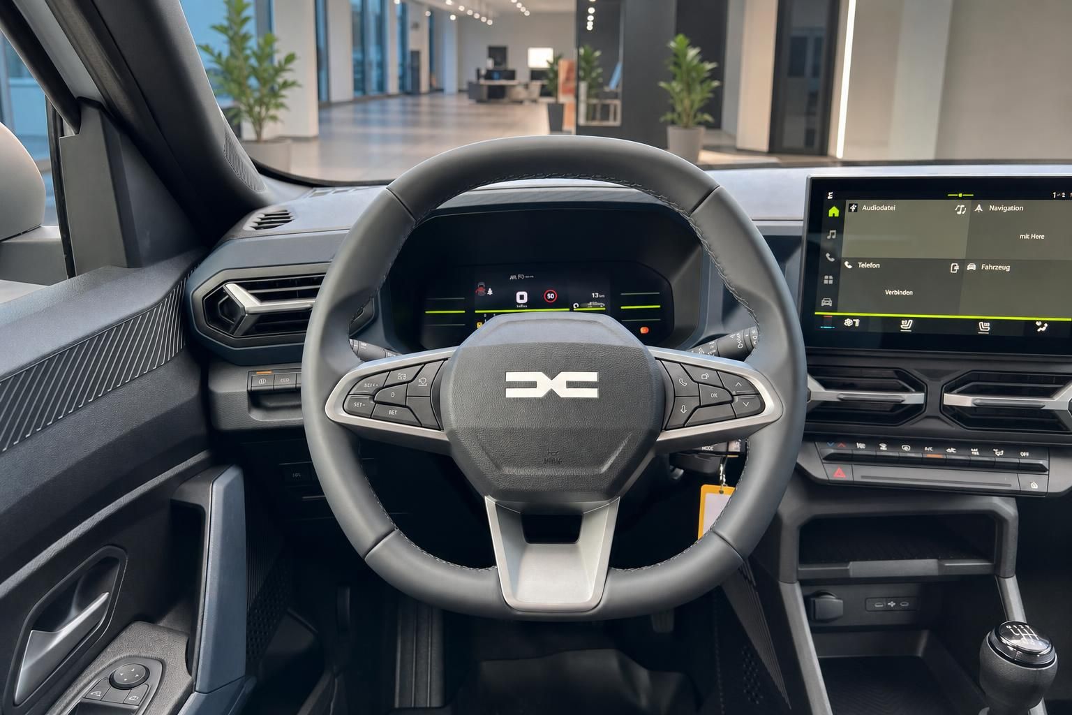 Dacia Duster Armaturenbrett mit digitalem Cockpit und Multimediasystem