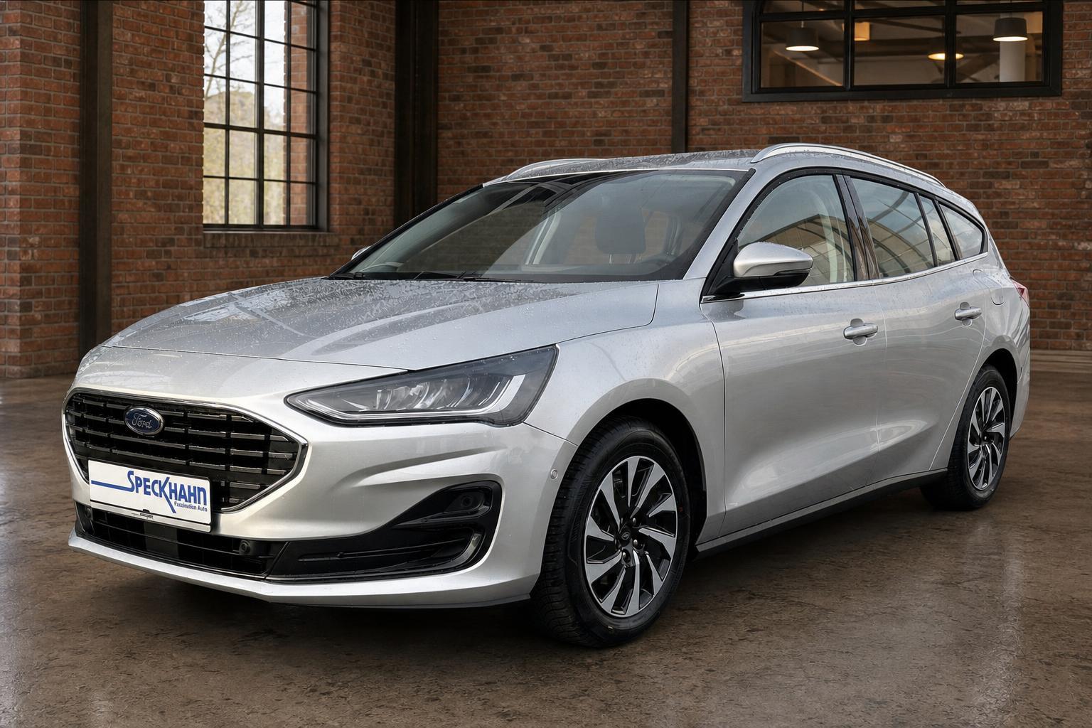 Ford Focus Turnier Titanium Edition Kamera Navi adapt.Tempomat Apple CarPlay