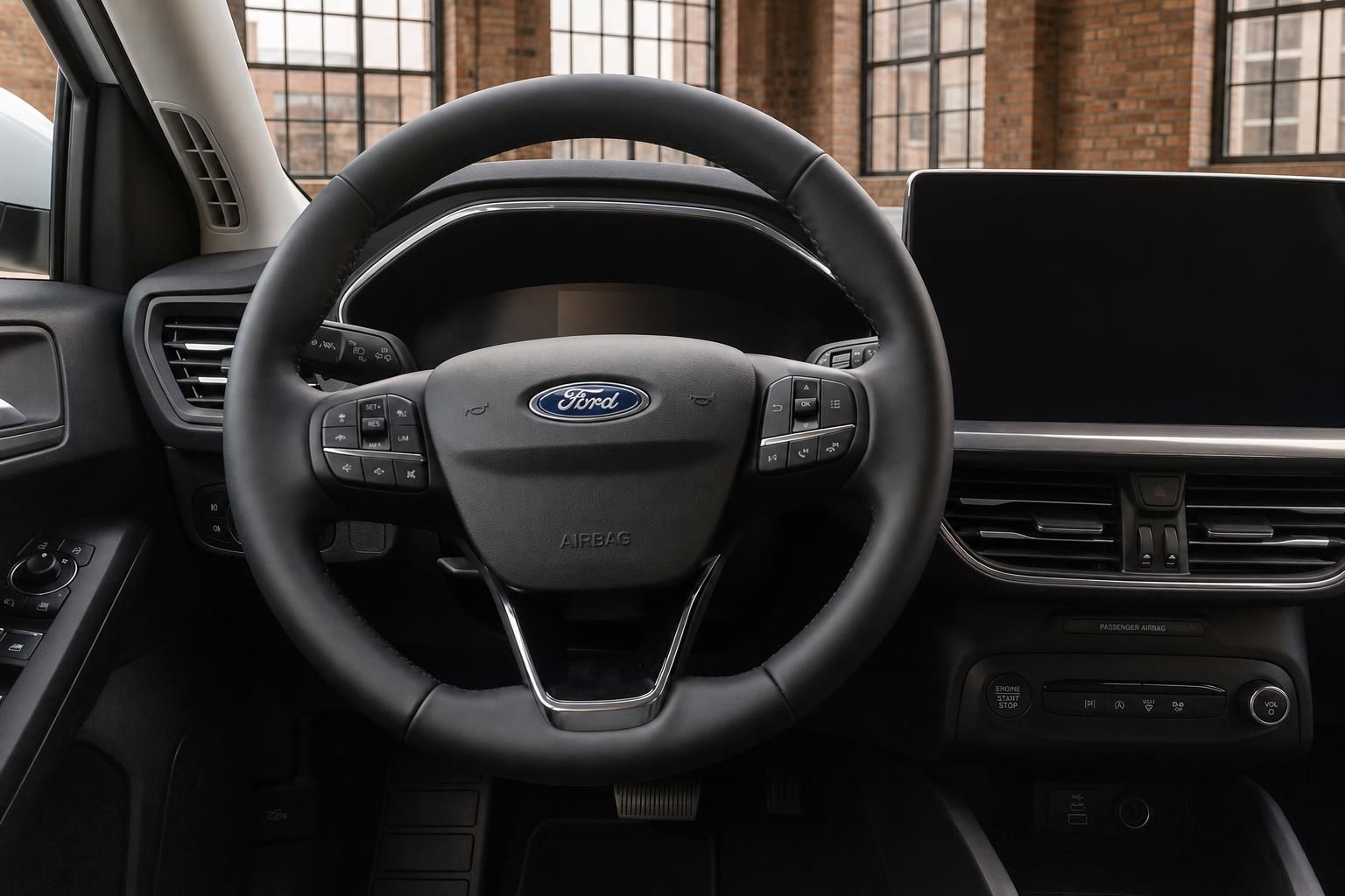 Ford Focus Innenraum Lenkrad mit Multifunktionstasten und Display