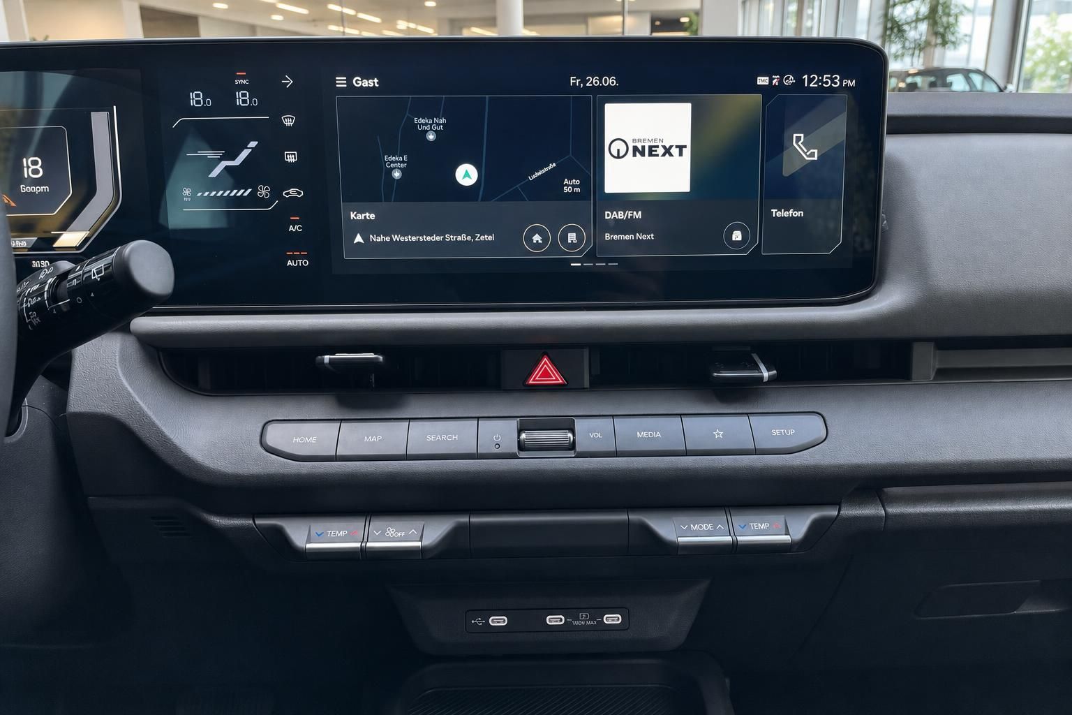 Kia Seltos Cockpit: Touchscreen mit Navigation und Klimabedienung im Detail