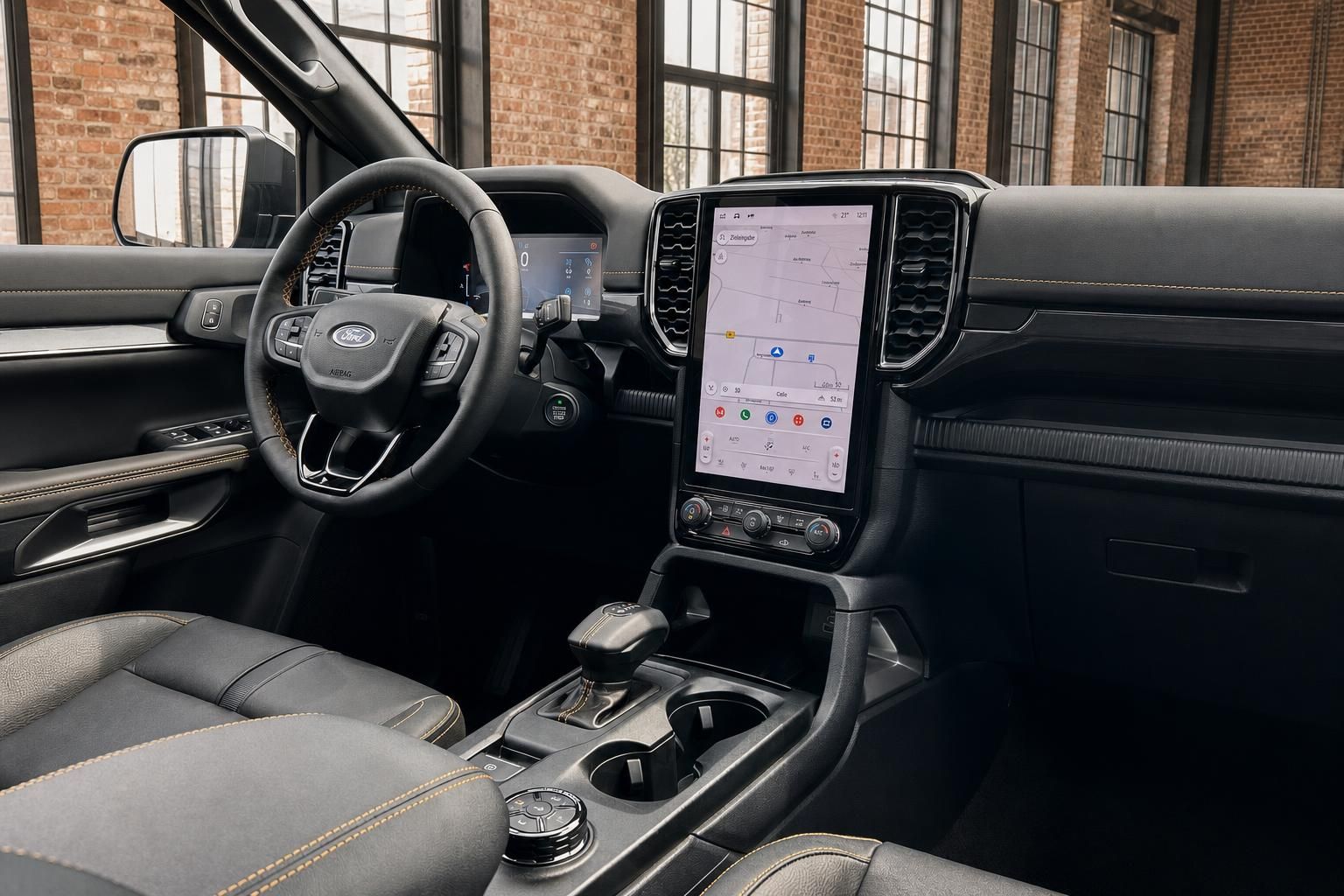 Ford Ranger Cockpit mit Touchscreen Navigation und Mittelkonsole