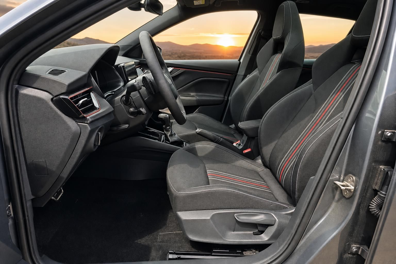 Skoda Innenraum mit Sportsitzen und Blick auf Sonnenuntergang