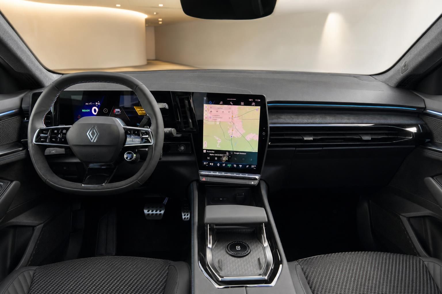 Renault Austral Innenraum mit Cockpit und Touchscreen-Navigation