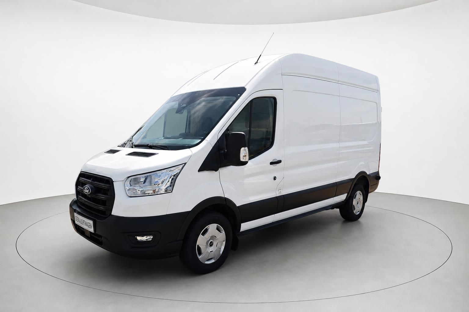Ford Transit Kastenwagen weiß Halbseitenansicht vorne