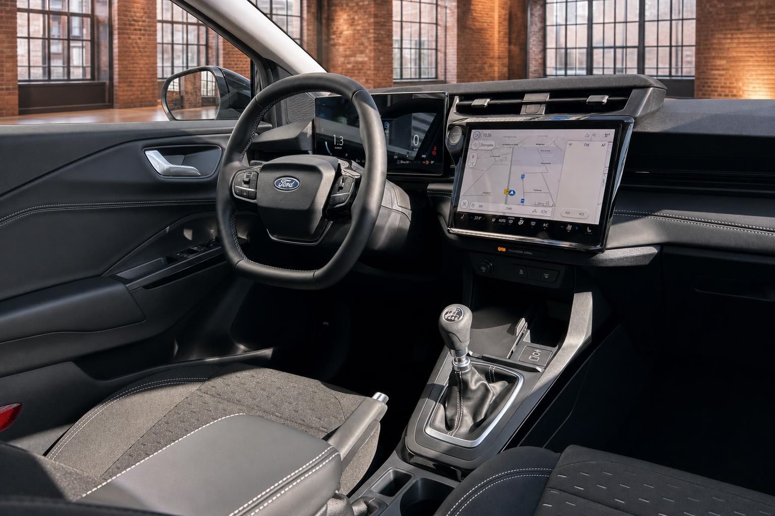 Ford Cockpit mit großem Touchscreen-Navi, Lenkrad und Schaltknüppel – Innenausstattung