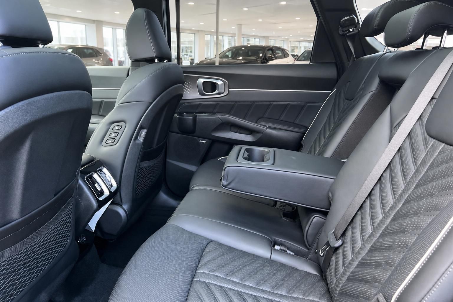 Kia Sorento Rücksitze mit Lederausstattung und Mittelarmlehne