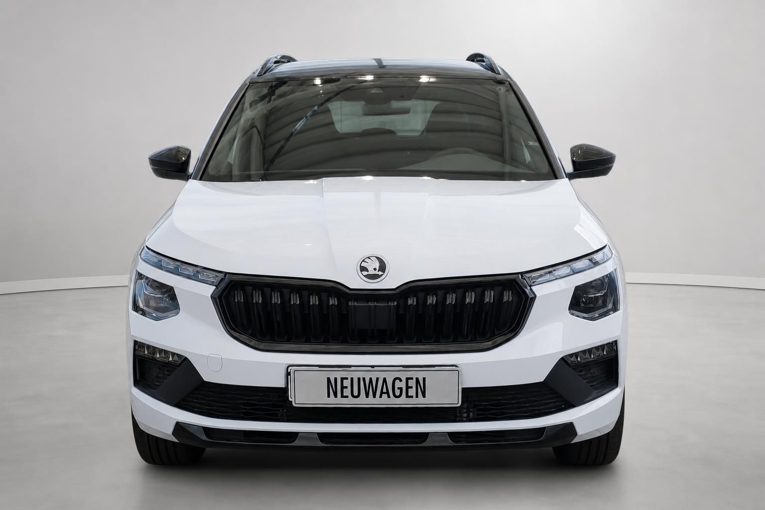 Skoda Kamiq weiß, Frontansicht mit Kühlergrill, Neuwagen
