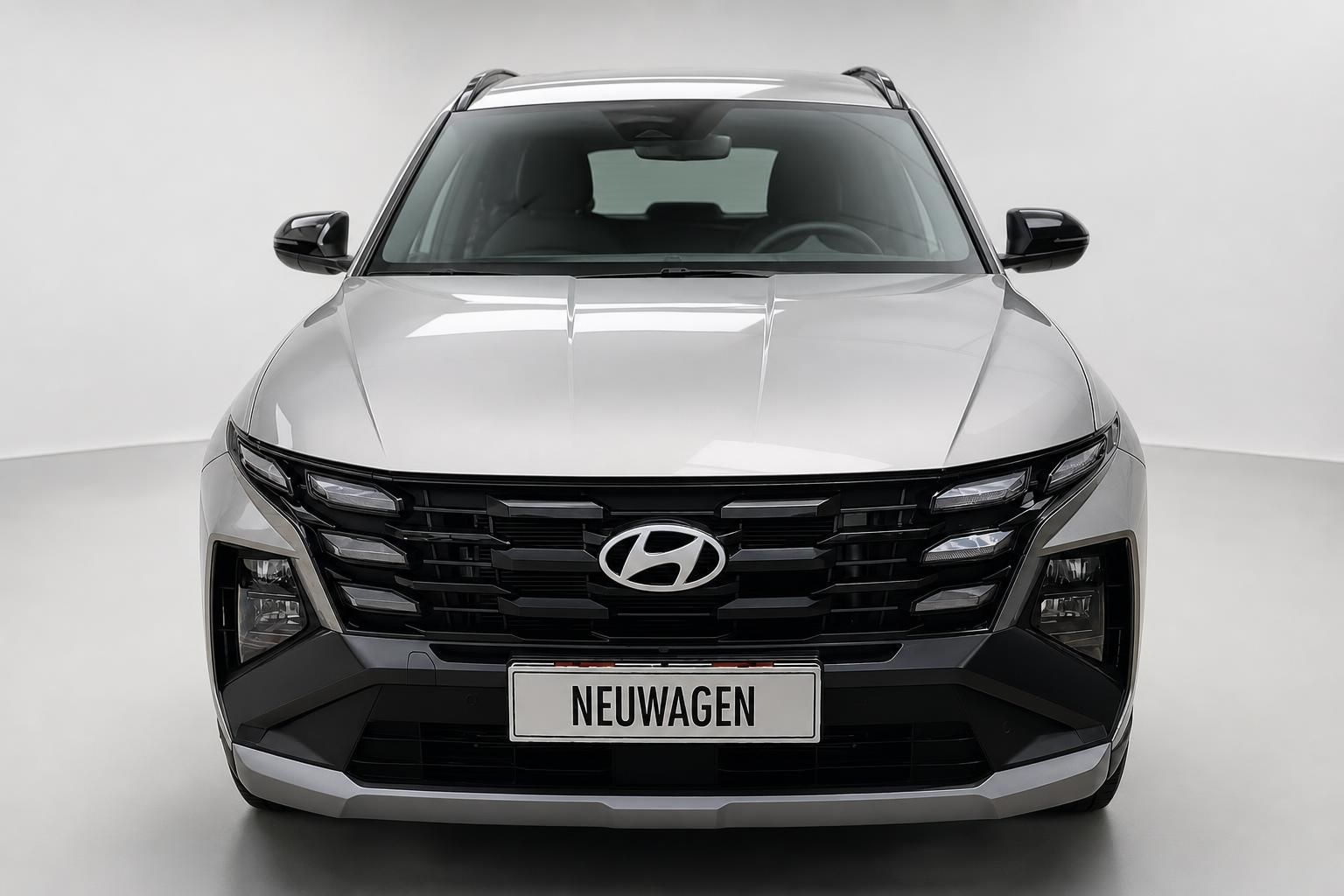 Hyundai Tucson Neuwagen Frontansicht mit markanter Kühlergrill-Beleuchtung