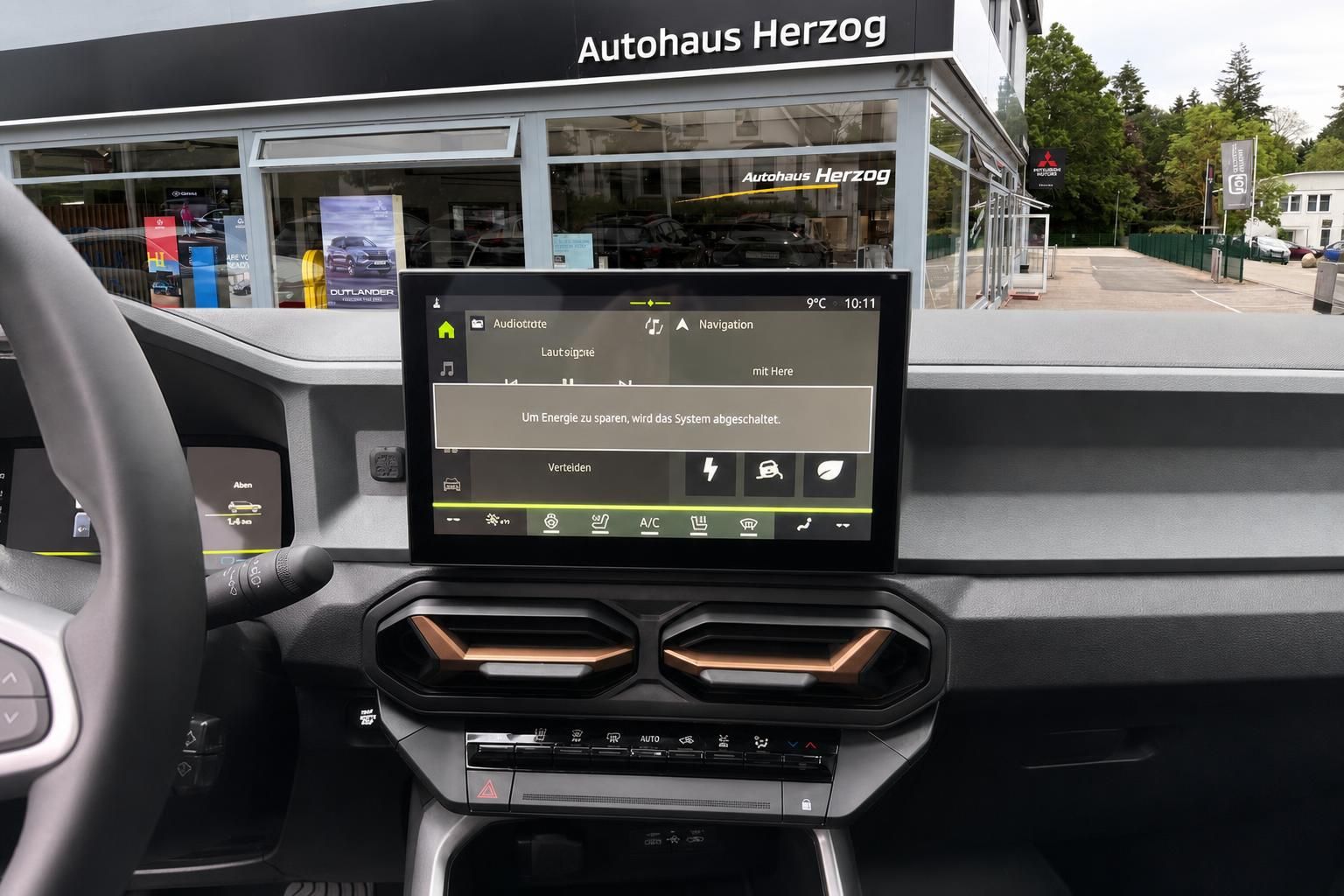 Dacia Jogger Infotainment-Display – Touchscreen mit Navigationssystem und Klimabedienfeld