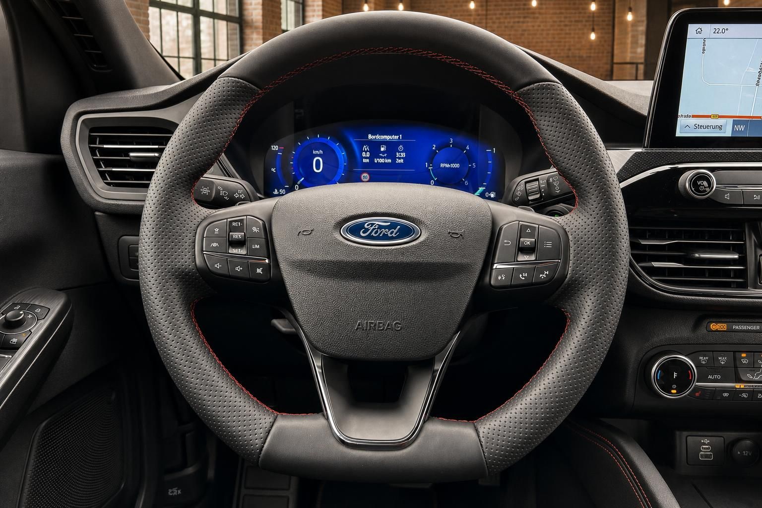 Ford Lenkrad Nahaufnahme mit Tacho und Bordcomputer Anzeige
