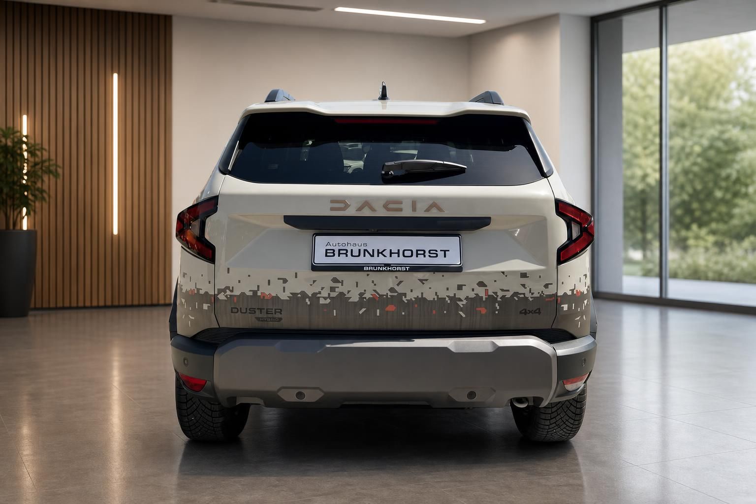 Dacia Duster SUV Heckansicht in weiss mit Tarnmuster und DACIA Schriftzug