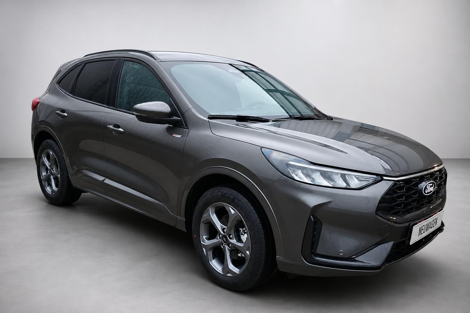Ford SUV grau Frontansicht Neuwagen Leichtmetallfelgen