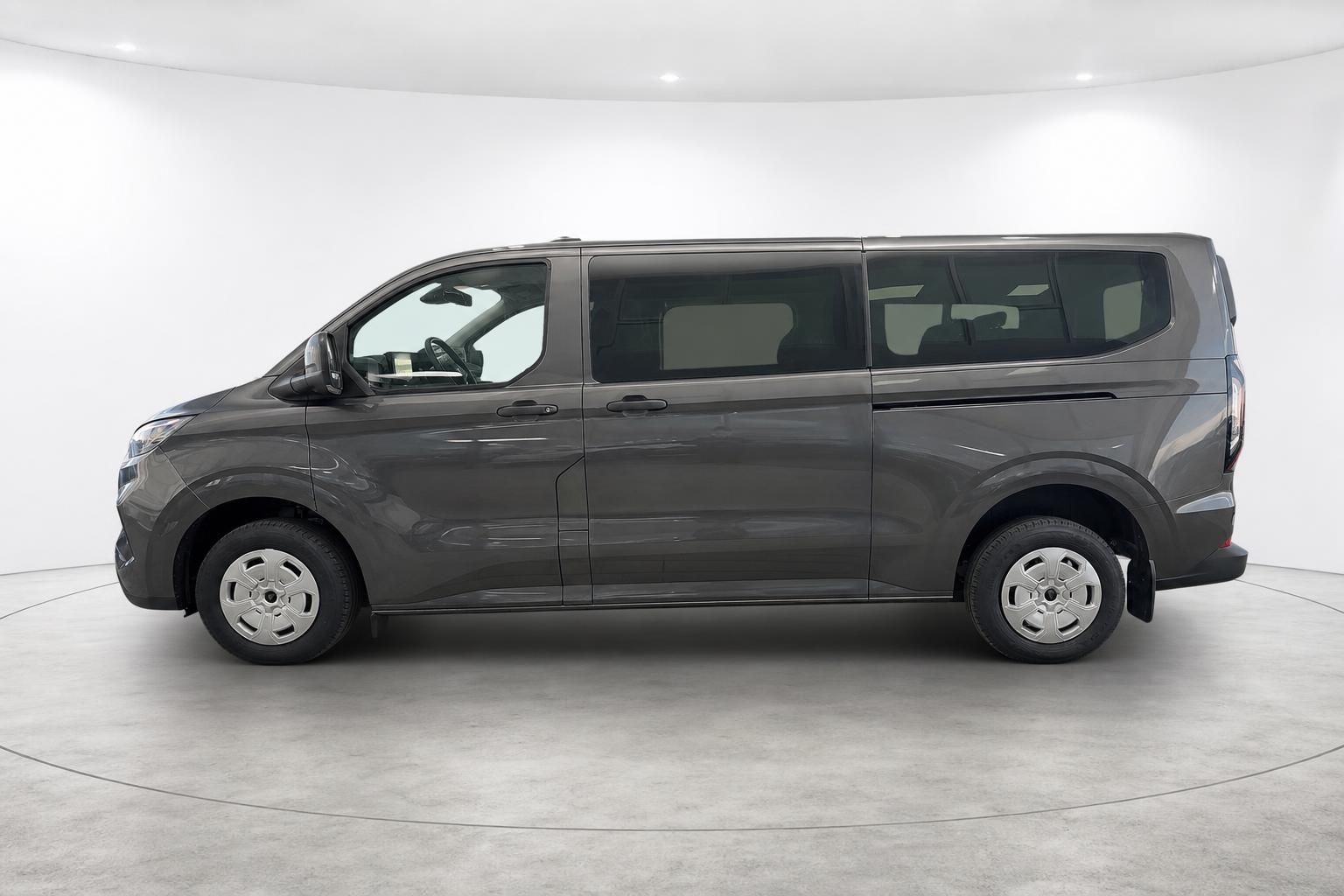Ford Transit Custom Van, Seitenansicht komplett im Studio