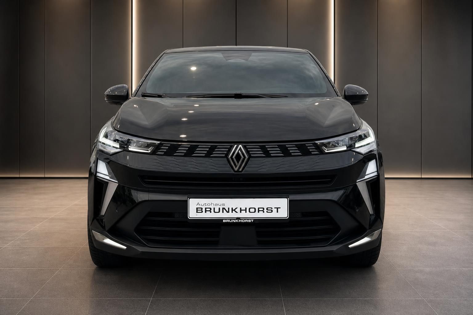 Renault Symbioz schwarz Frontansicht bei Autohaus Brunkhorst