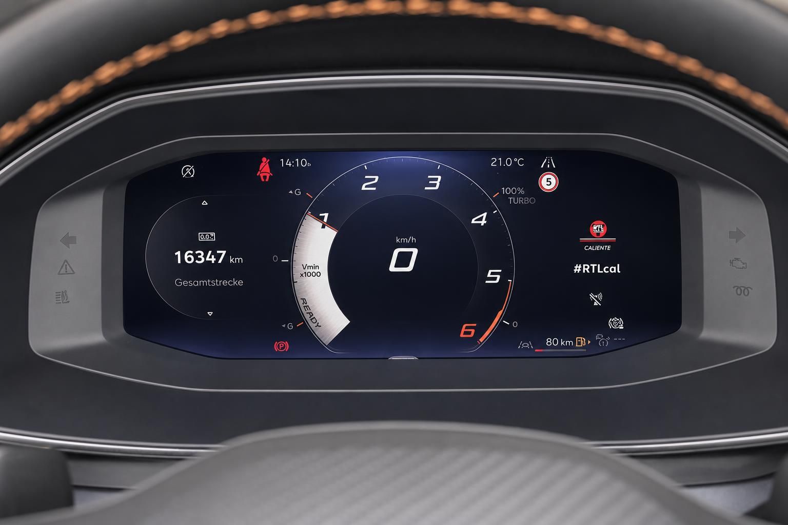 Cupra Leon digitales Kombiinstrument mit Drehzahlmesser, Tachometer und 16347 km Gesamtstrecke