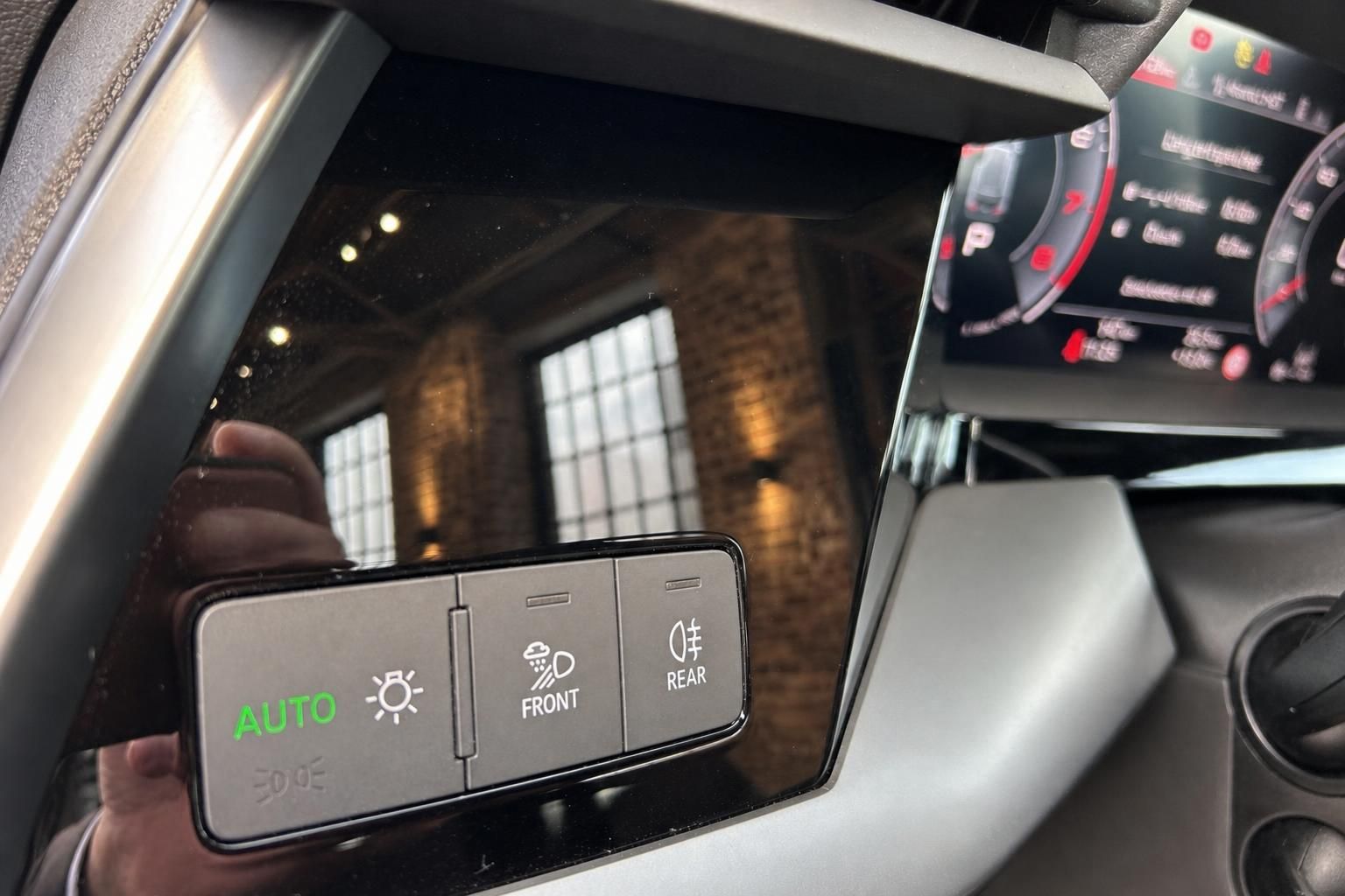 Fahrzeug Lichtschalter mit AUTO-Funktion, Nebelscheinwerfer und digitales Kombiinstrument