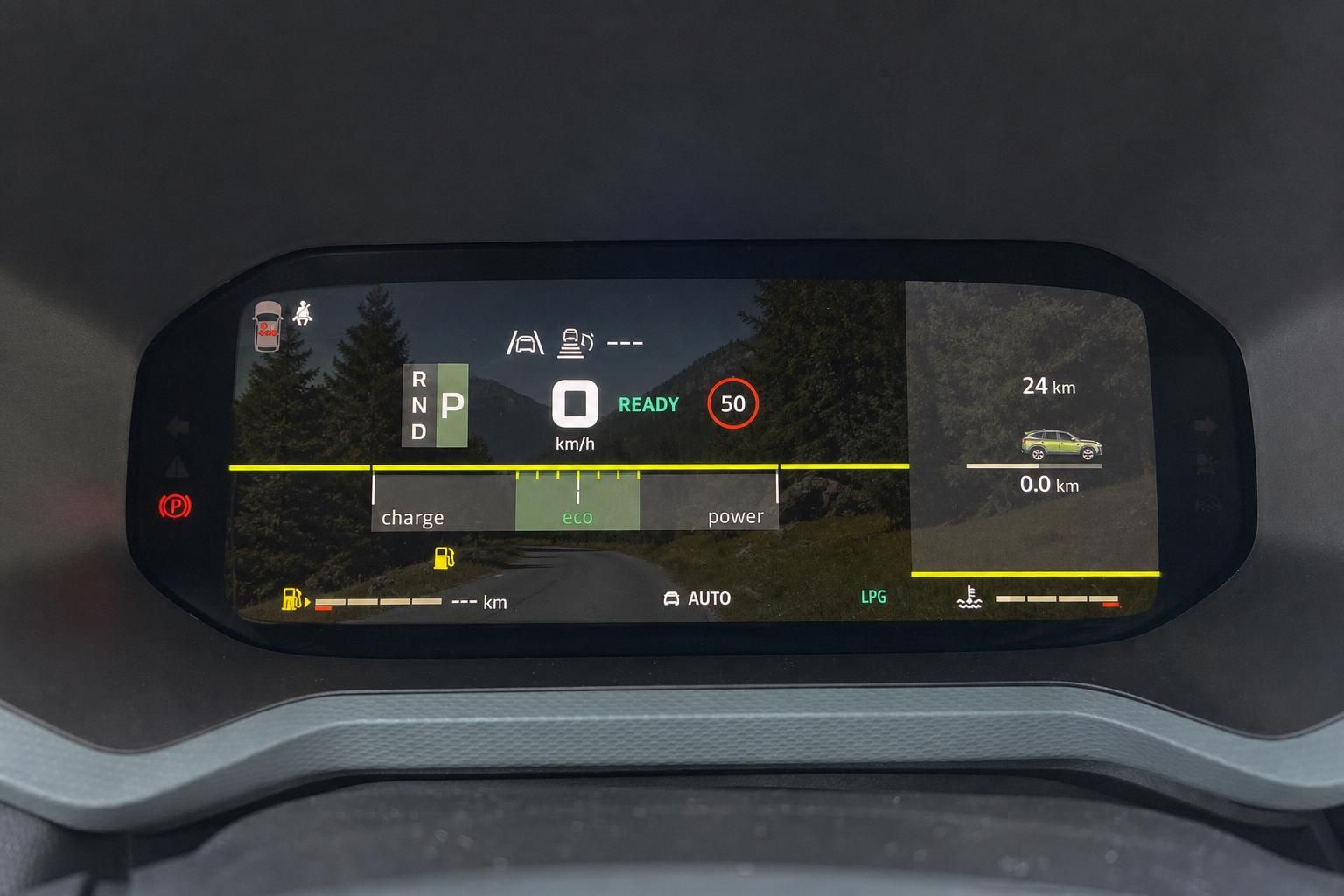 Digitales Fahrzeug-Kombiinstrument mit Geschwindigkeitsanzeige und Fahrmodus-Display