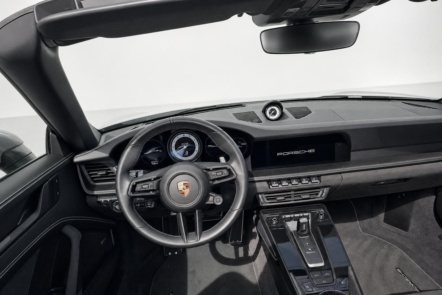 Porsche 911 GTS Cockpit mit Lenkrad, Cockpitanzeige und Mittelkonsole