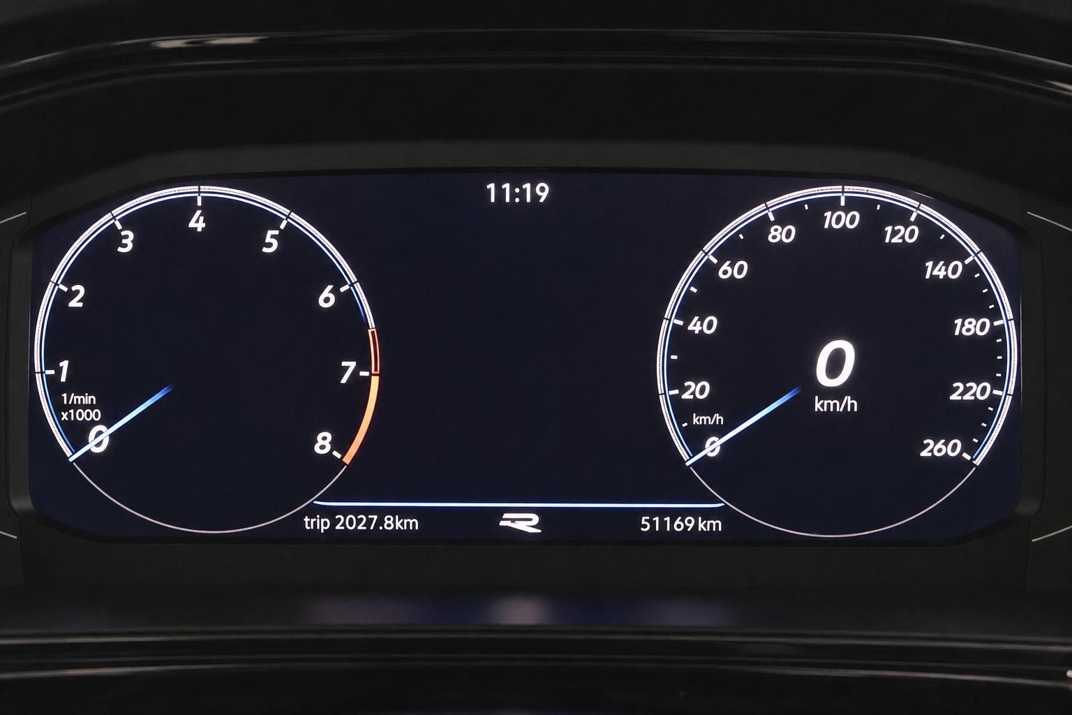 Digitales Kombiinstrument VW T-Roc mit Tacho und Drehzahlmesser