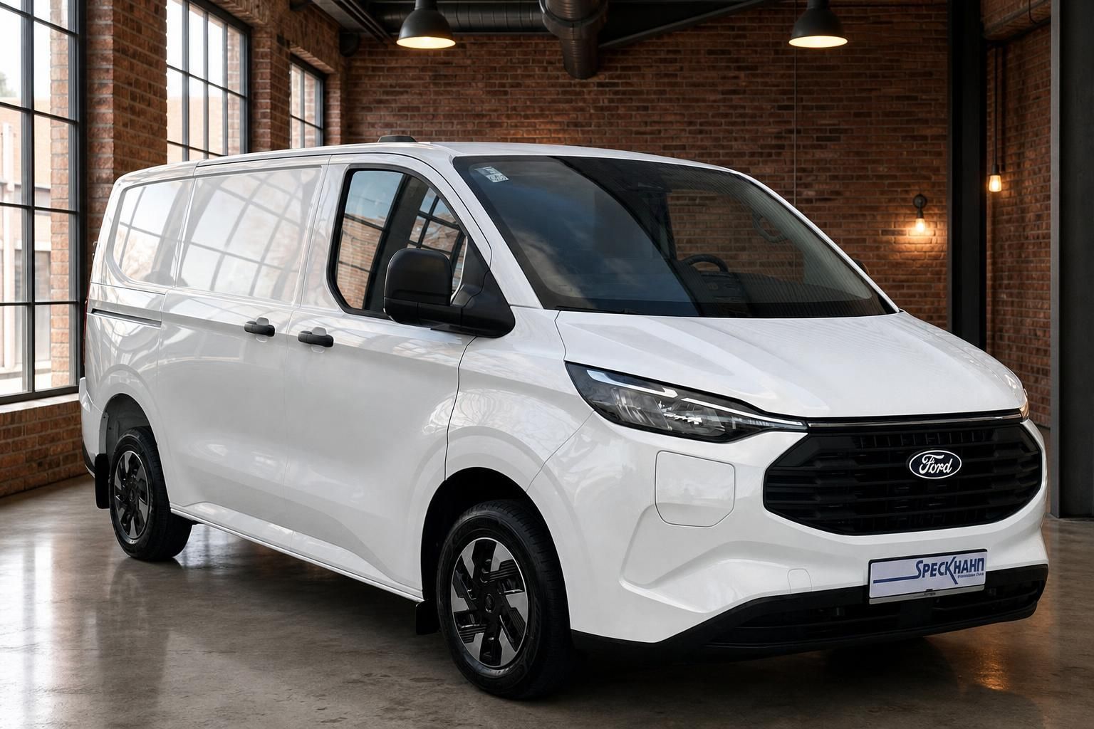 Ford Transit Custom weiss Frontansicht schräg – Kastenwagen bei Autohaus Speckhahn