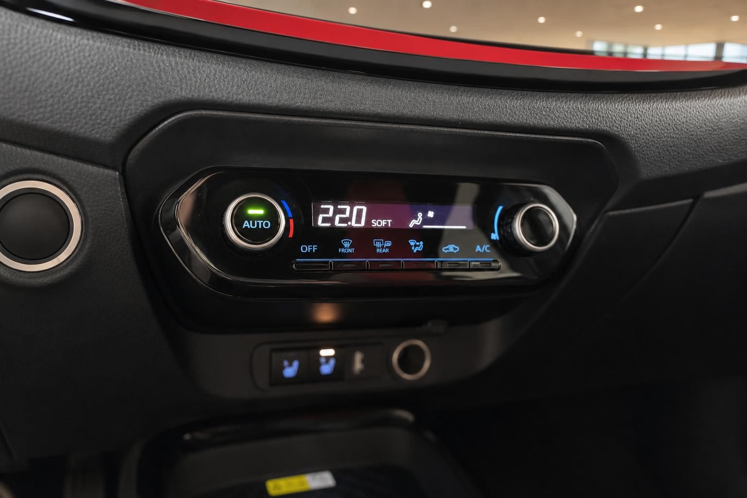 Toyota Aygo X Klimaautomatik Bedienelemente im Detail