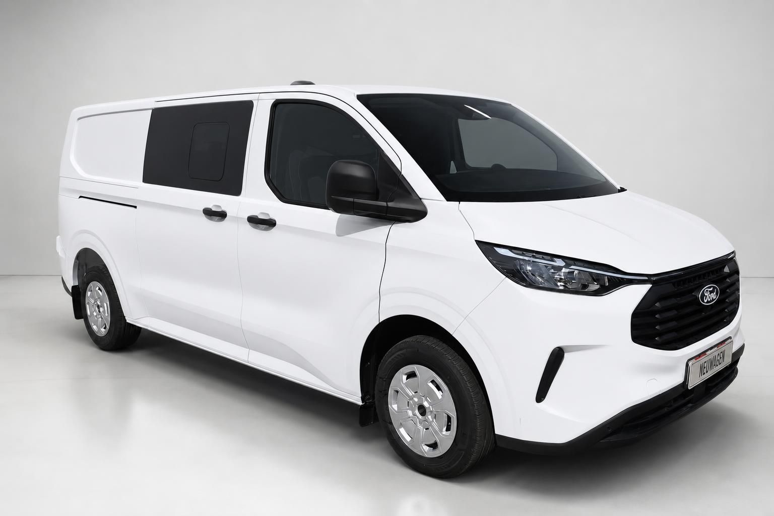 Ford Transit Custom Kastenwagen weiß, Frontansicht schräg