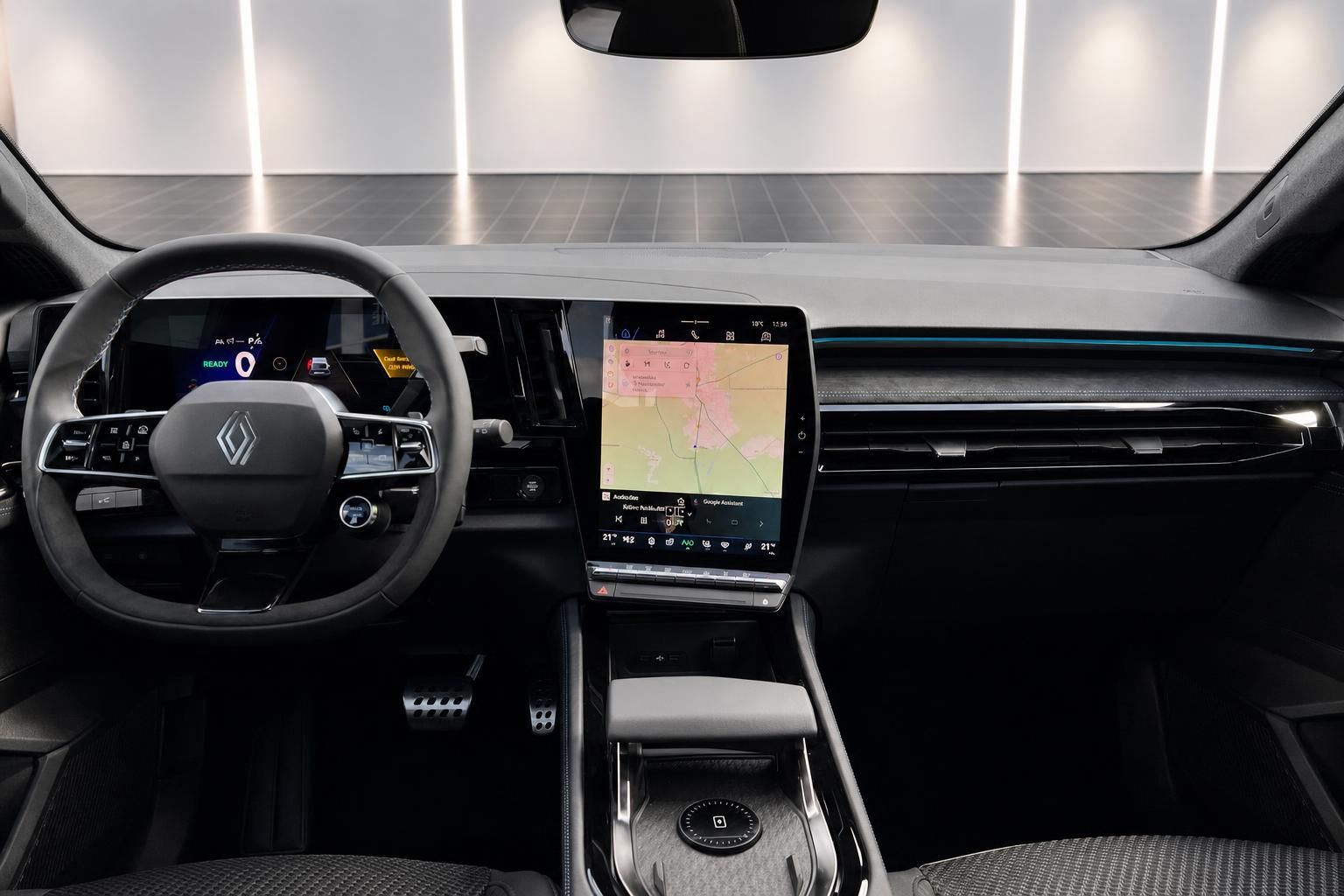 Renault Fahrzeuginnenraum mit Lenkrad und Navigationssystem im Display