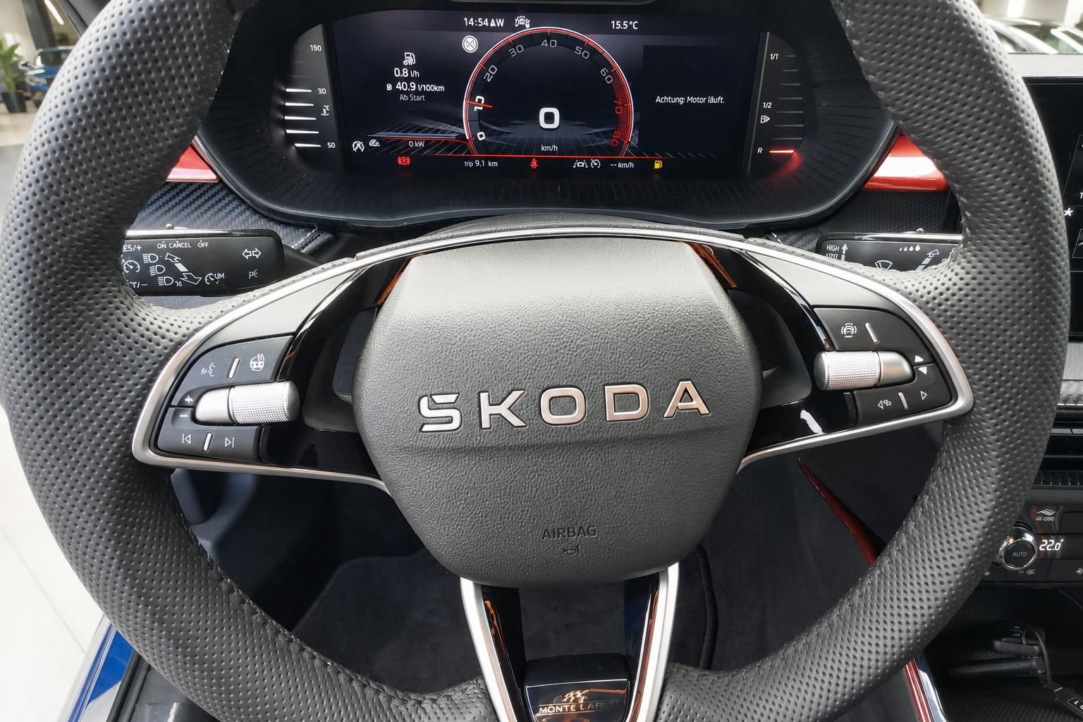 Skoda Lenkrad mit Multifunktionstasten und digitalem Cockpit Monte Carlo