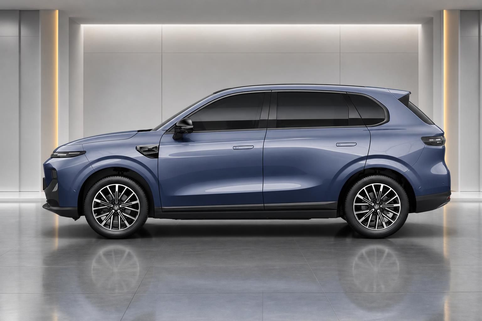 Blaues SUV Seitenansicht in Showroom mit Glaswaenden