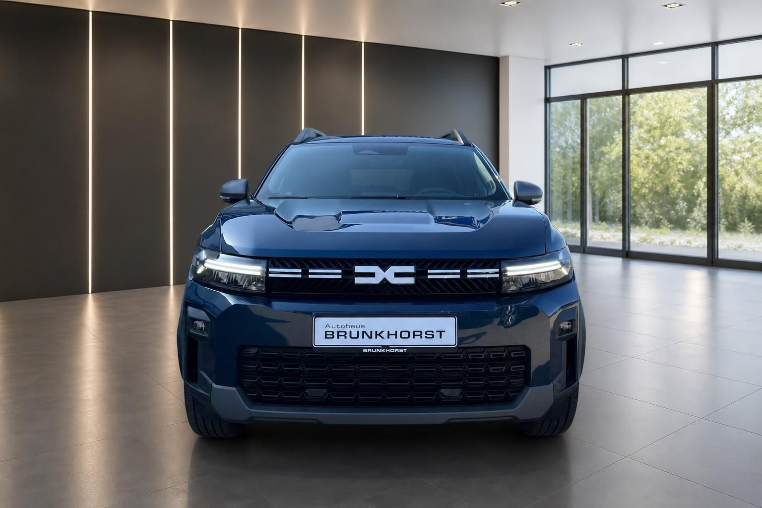 Dacia Bigster SUV Frontansicht mit markanter Kühlergrill und LED-Scheinwerfern