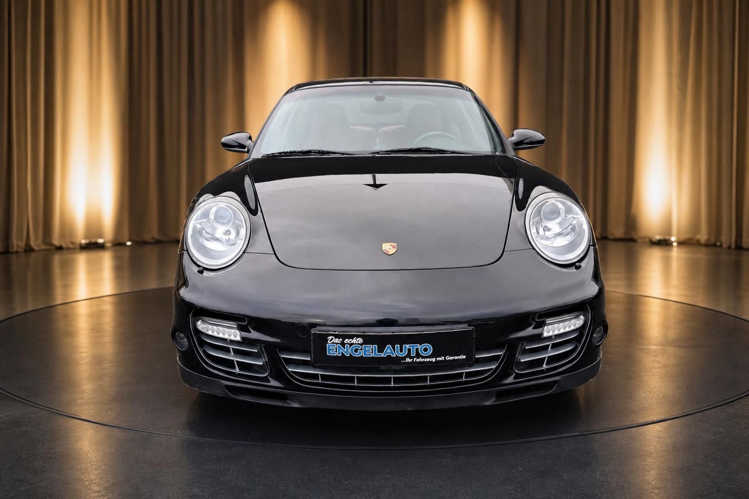 Porsche 911 Turbo schwarz Frontansicht Sportwagen Luxusfahrzeug frontal