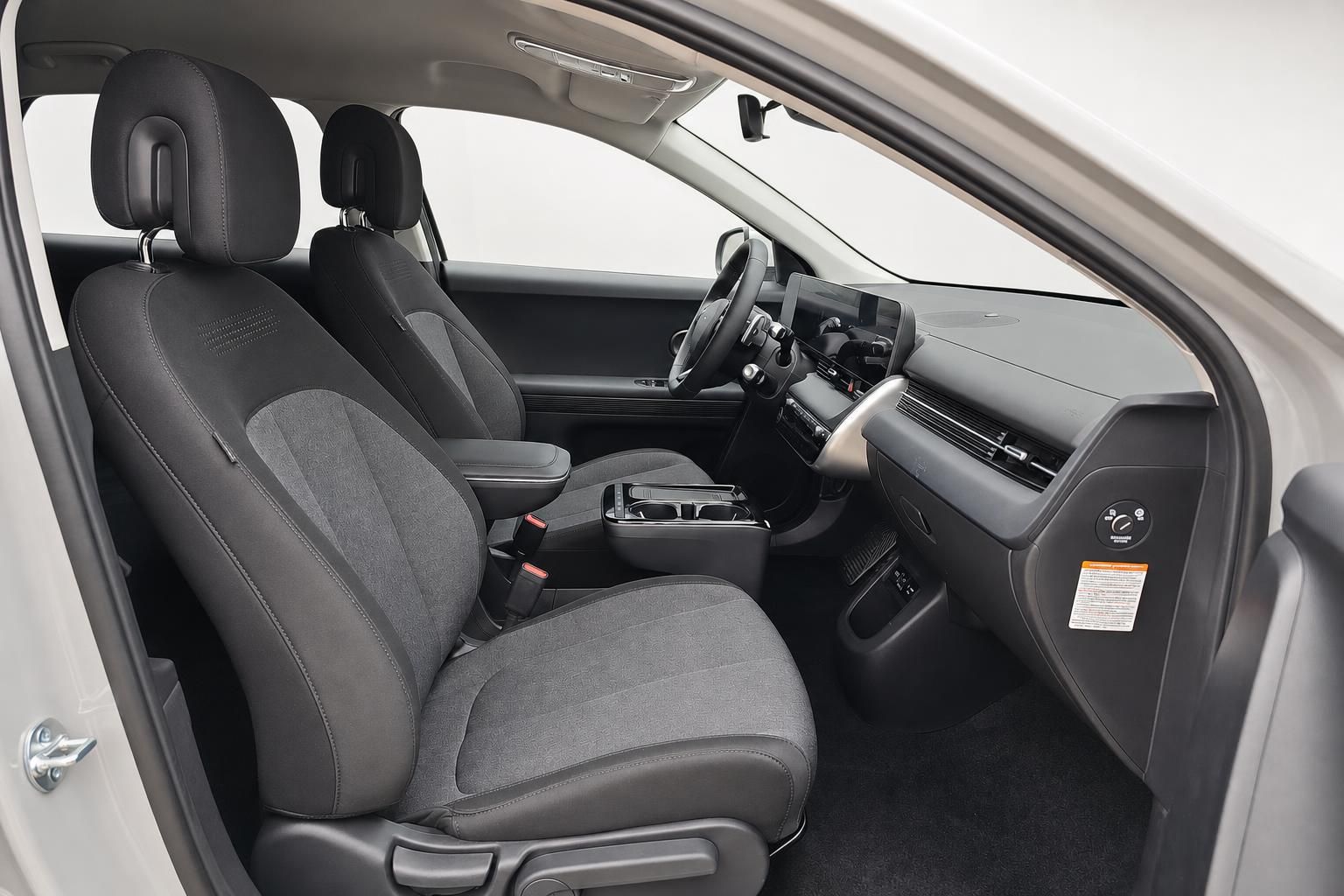 Hyundai Ioniq 5 Innenraum, Vordersitze und Armaturenbrett Detail