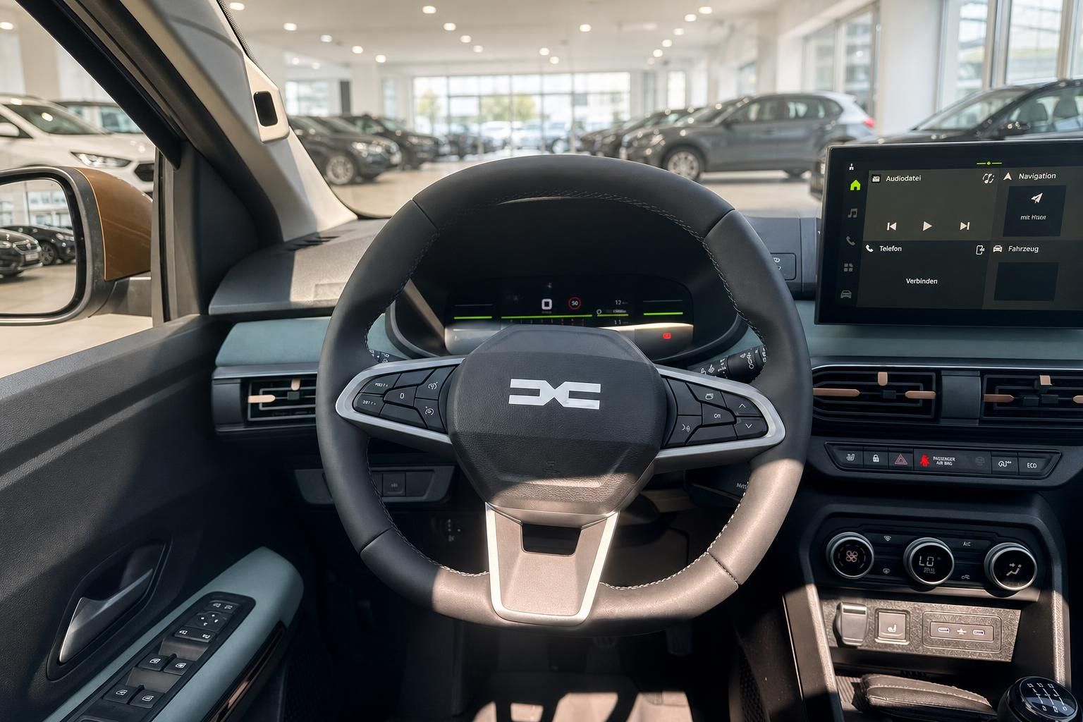 Modernes Fahrzeug-Cockpit mit digitalen Armaturen und Infotainment-Display