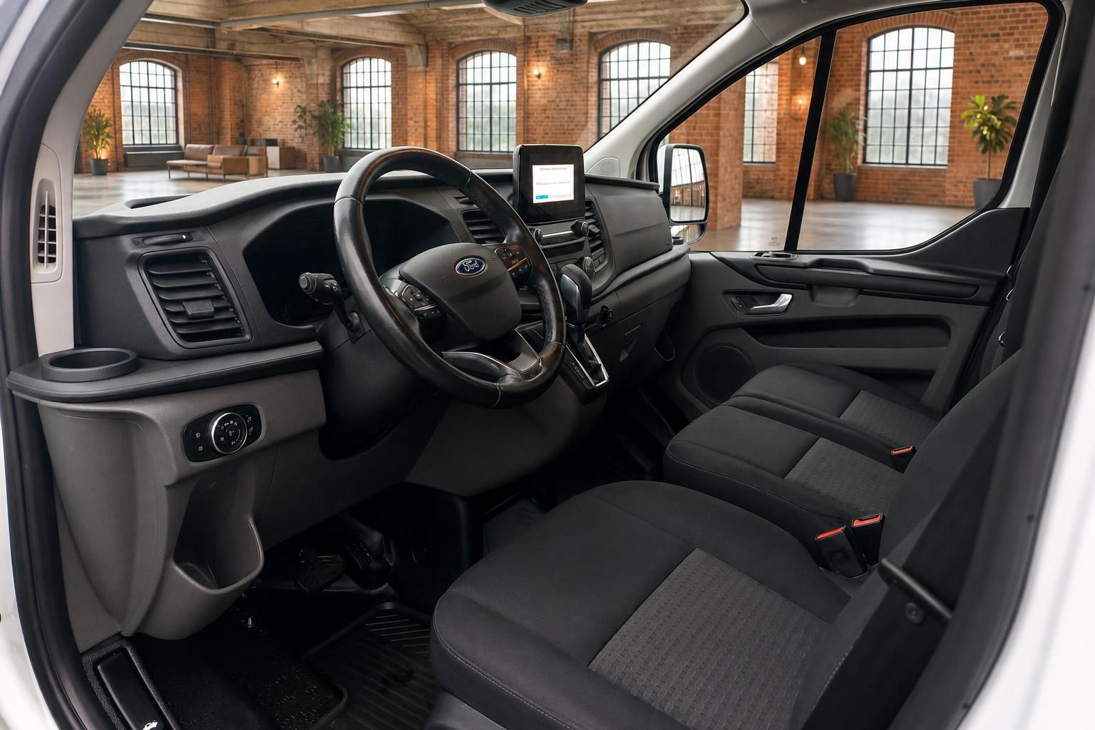 Ford Transit Custom Innenraum Cockpit und Fahrersitz