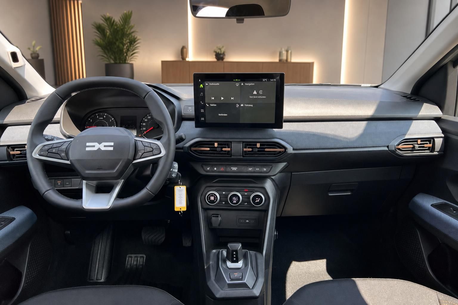 Dacia Sandero Cockpit mit Lenkrad und Multimedia-Display, Innenraum