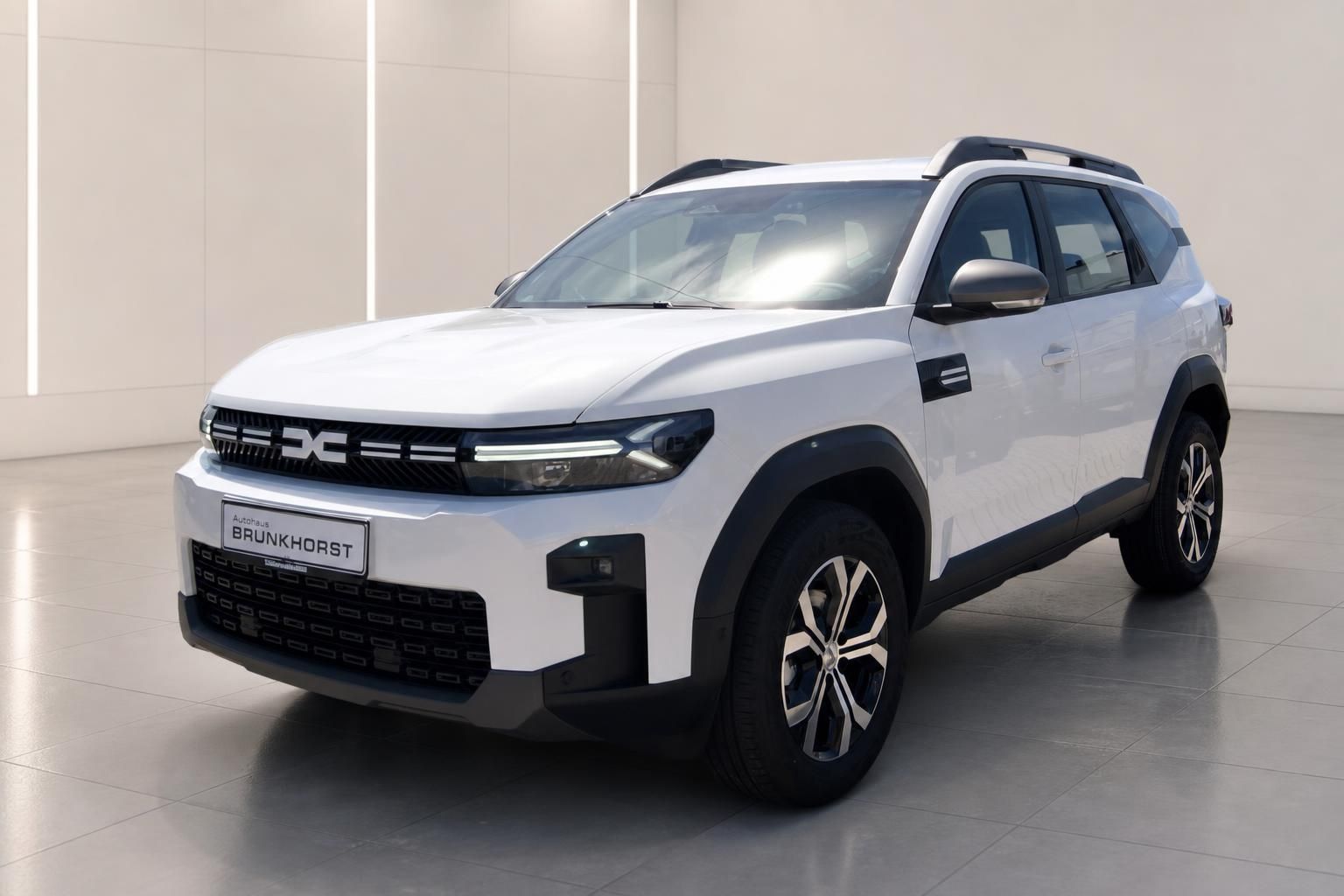 Dacia Bigster weiß Seitenansicht SUV mit Dachreling Autohaus Brunkhorst