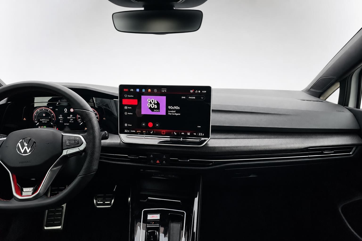 VW Golf GTI Infotainment-Display und Cockpit im Detail
