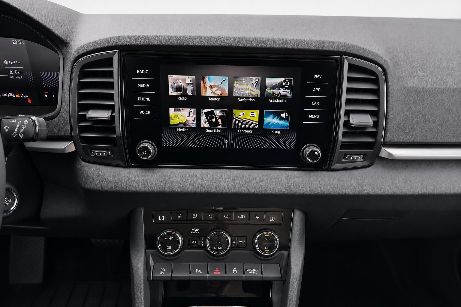 Skoda Karoq Infotainment Touchscreen und Klimabedienung