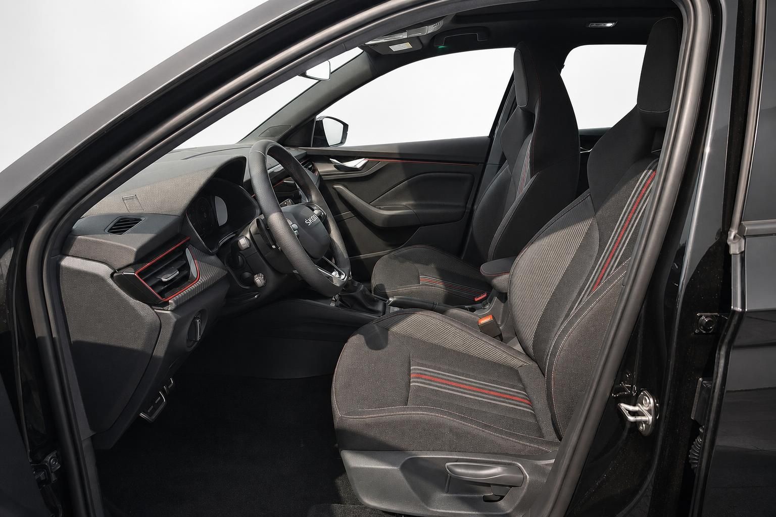 Skoda Scala Fahrerraum Cockpit und Lenkrad Detailansicht