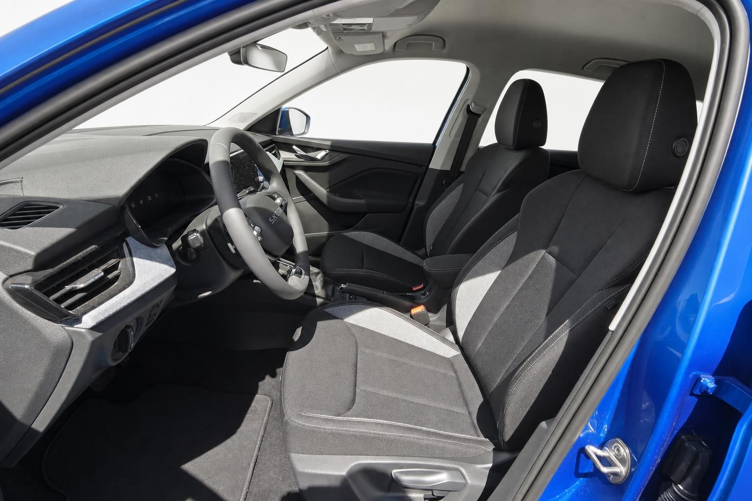 Skoda Kamiq Interieur Fahrersitz und Lenkrad Detailansicht