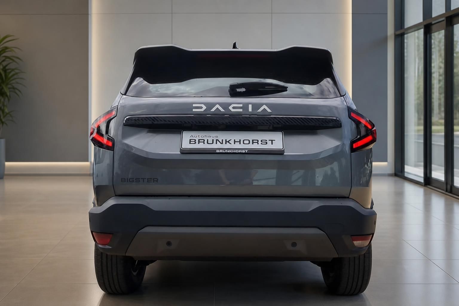 Dacia Bigster Heckansicht in grau beim Autohaus Brunkhorst