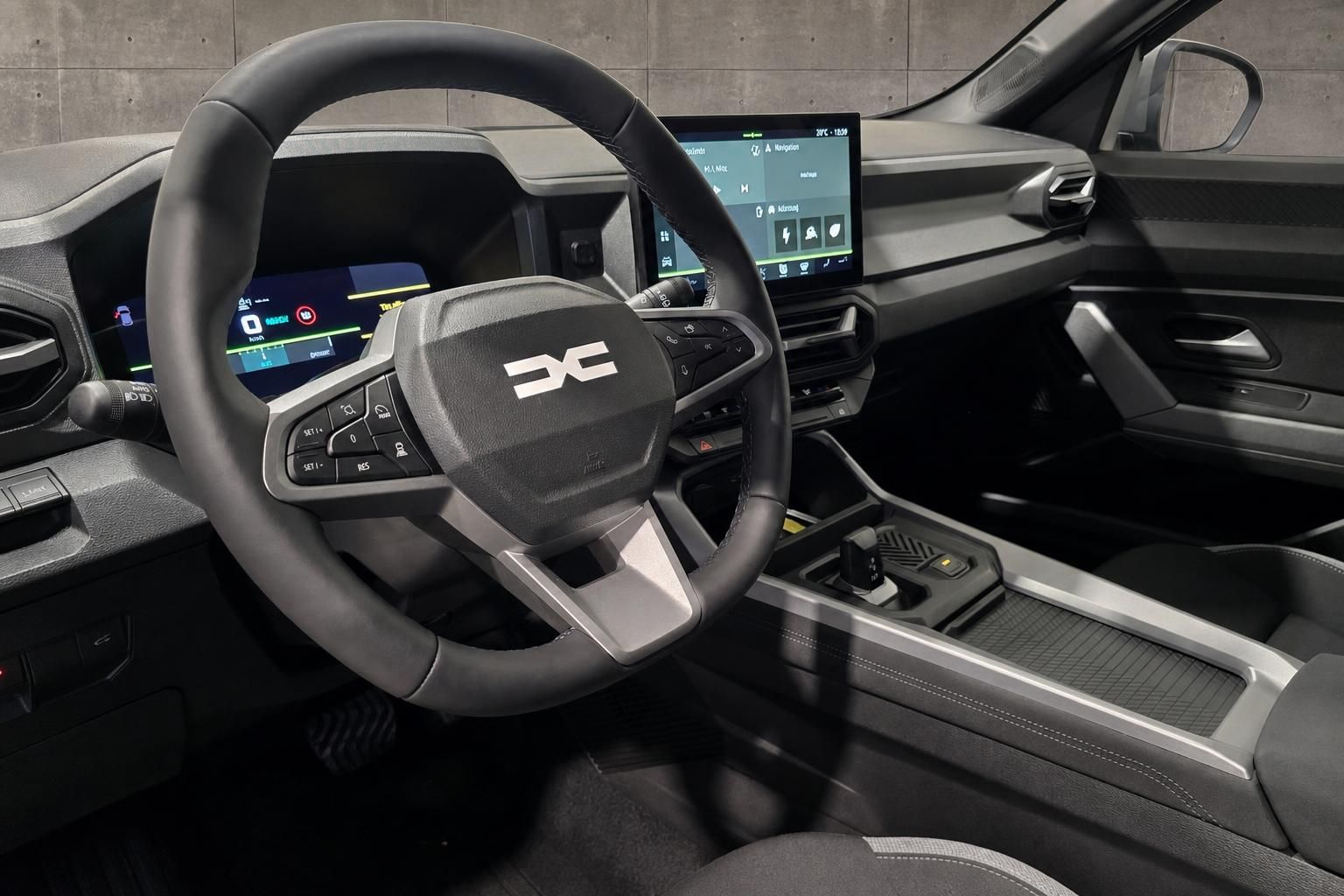 Dacia Bigster Innenraum, Lenkrad und Cockpit im Detail