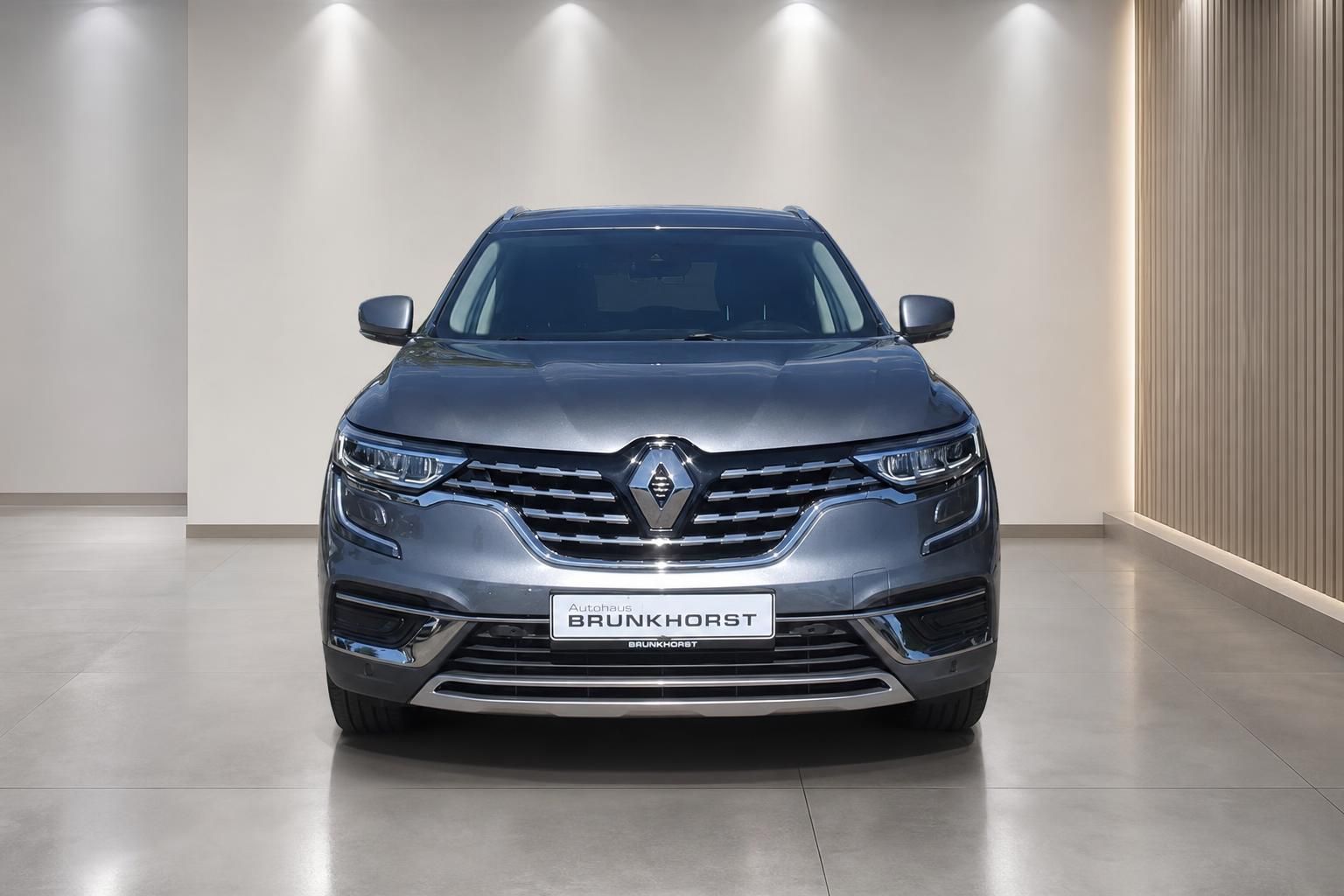 Renault Koleos Frontansicht in Grau im Autohaus Brunkhorst