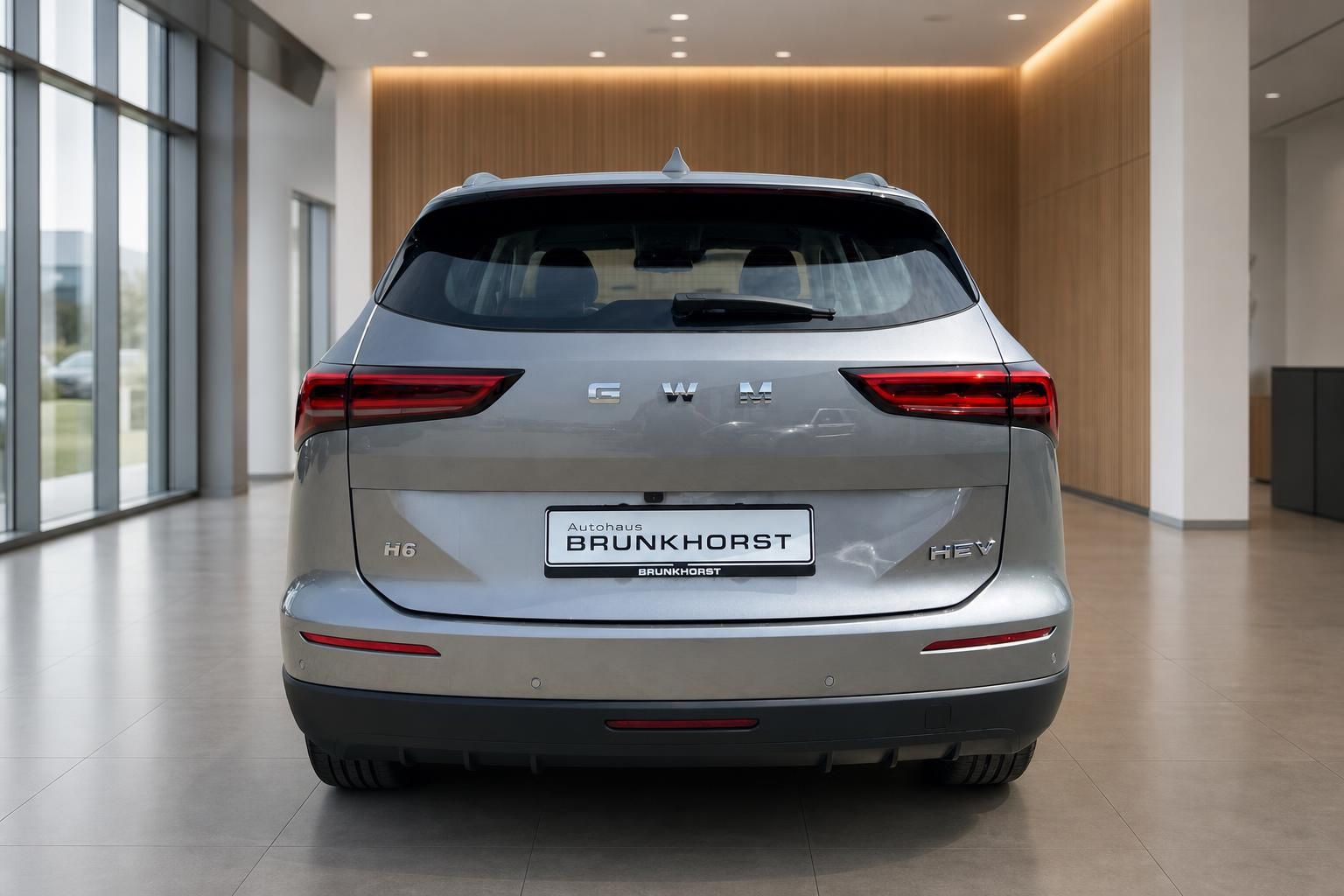 Haval SUV Heckansicht silber - Rückleuchten und Kennzeichen im Autohaus