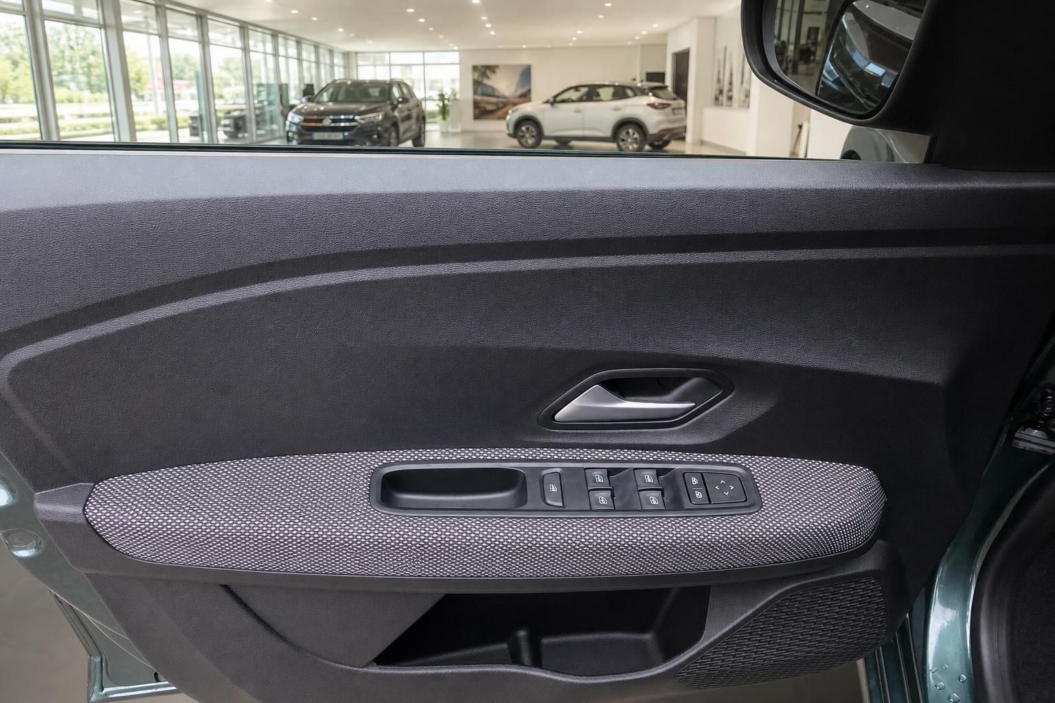 Dacia Sandero - Bild 14 von 15